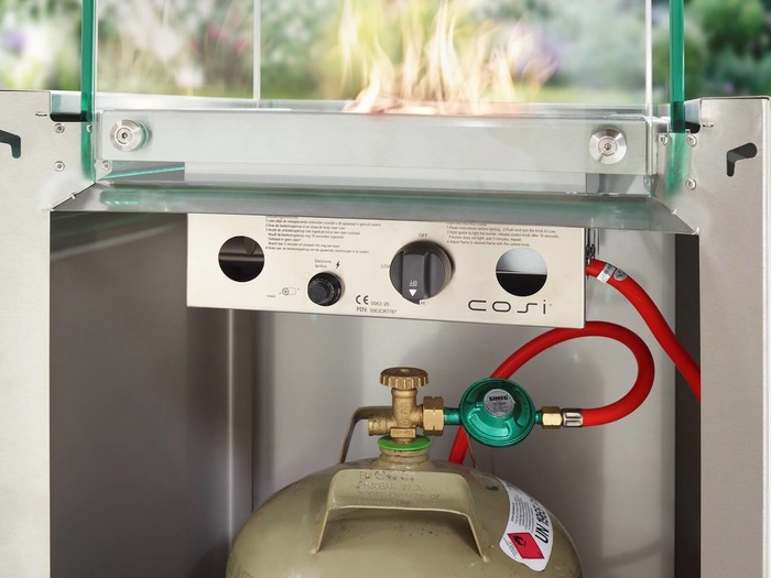 Feuersäule aus Glas und Edelstahl für jeden Außenbereich