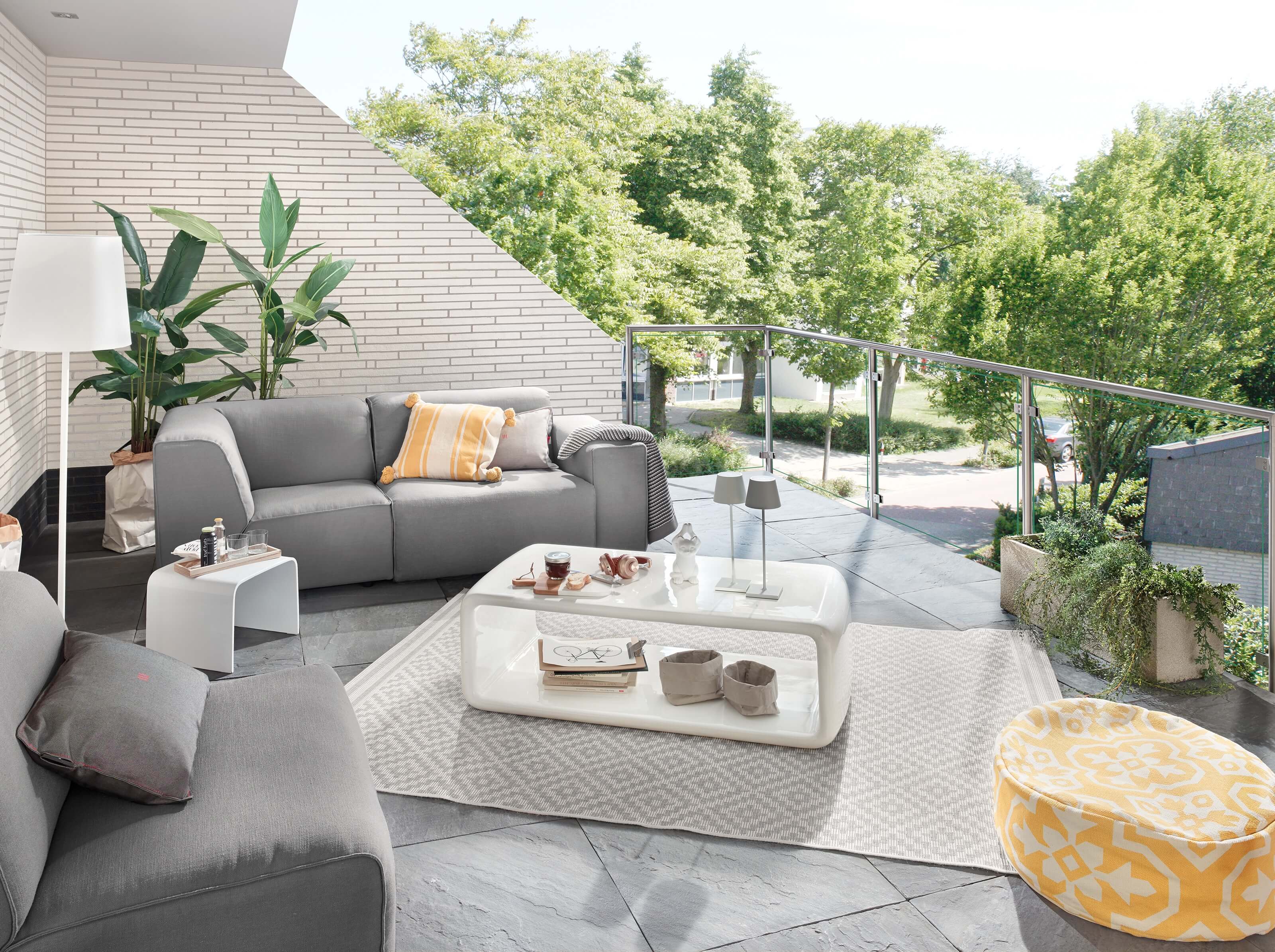 Geländer für Balkone und Treppen mit Siegel des AbP