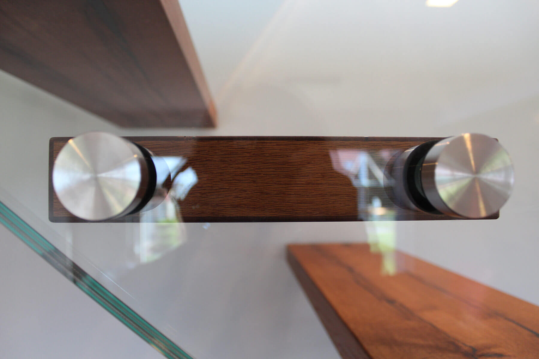 Glasgeländer Solo mit Punkthaltern aus Edelstahl