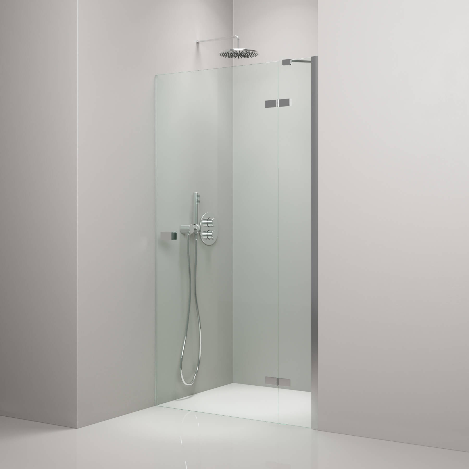 Nischendusche mit verchromten Beschlägen