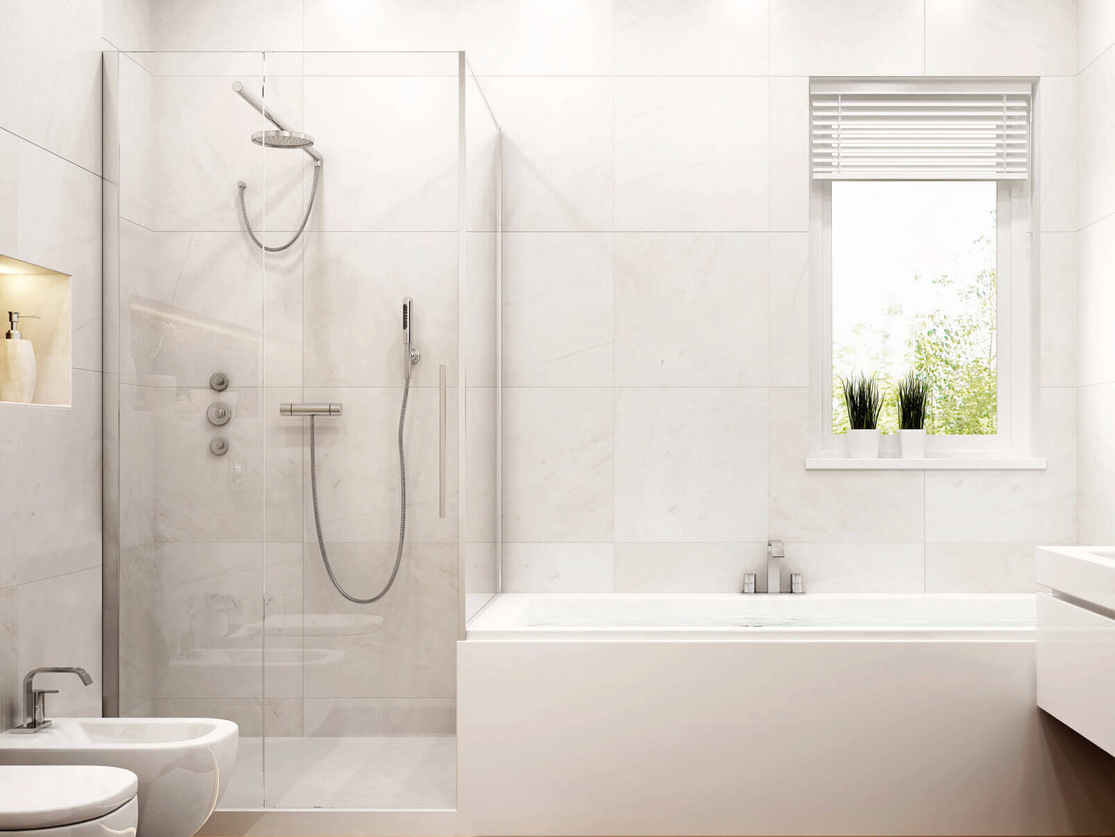Badewanne_mit_Anschluss_an_einer_Glasdusche_nach_Mass