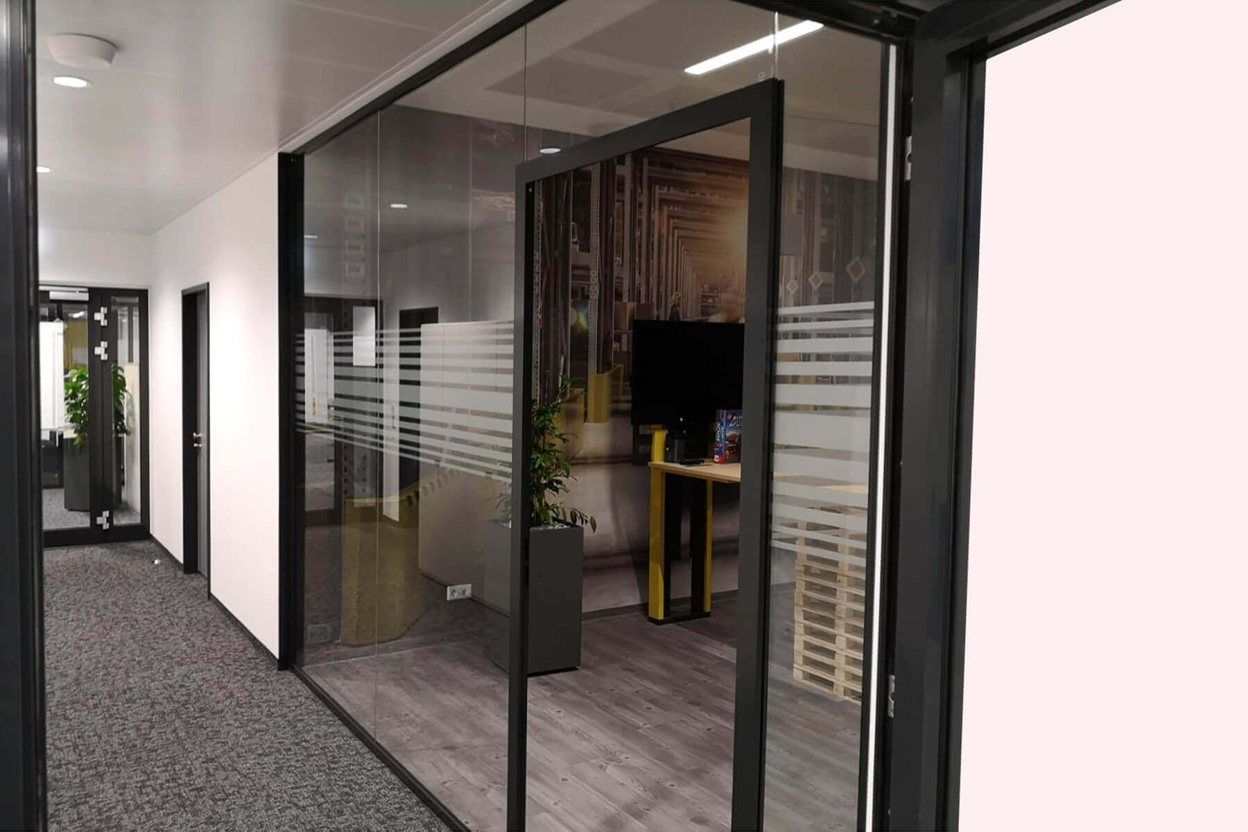 Glas-Trennwand SLIM mit Tür