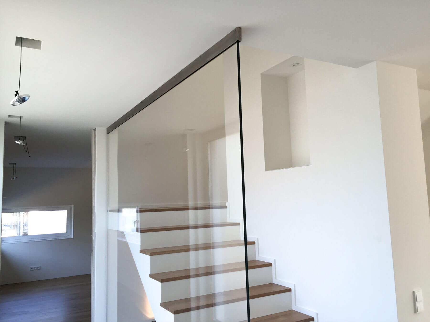 Raumteiler SLIM im Treppenhaus