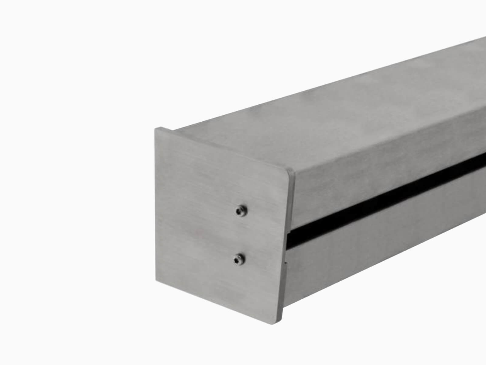 eckige-abdeckblende-für-vordach-klemmprofil