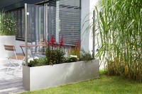 edelstahl-pflanztrog-rechteckig-mit-windschutz