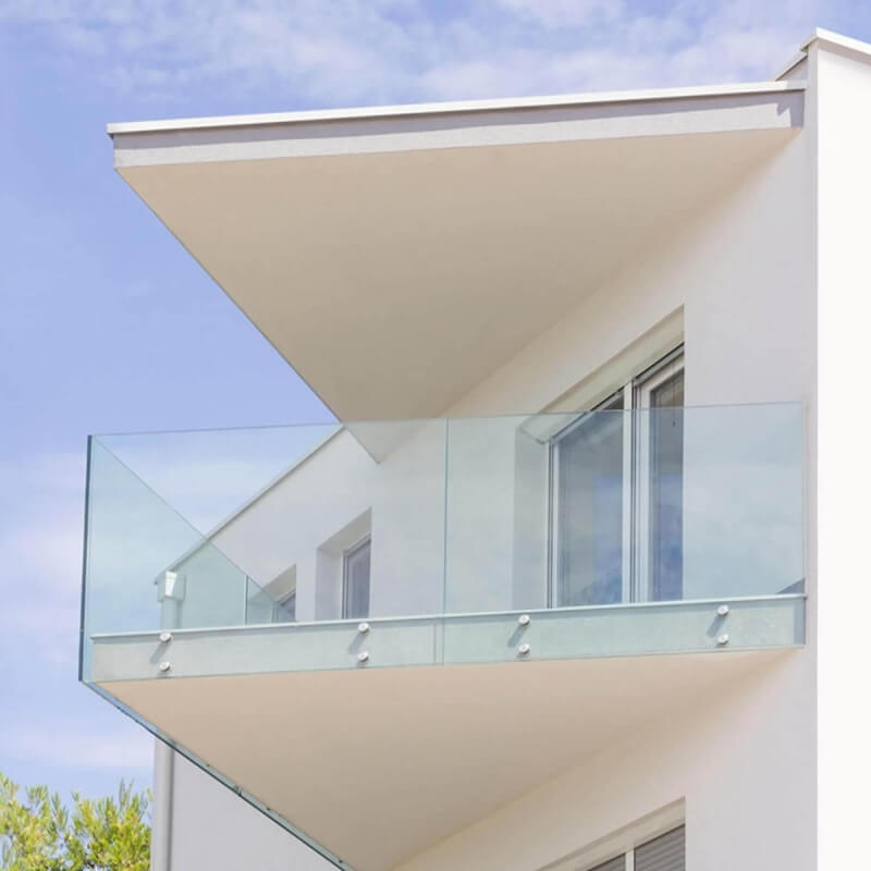 glasbruestung-mit-flexibler-verblendung-fuer-einheitliche-ansicht