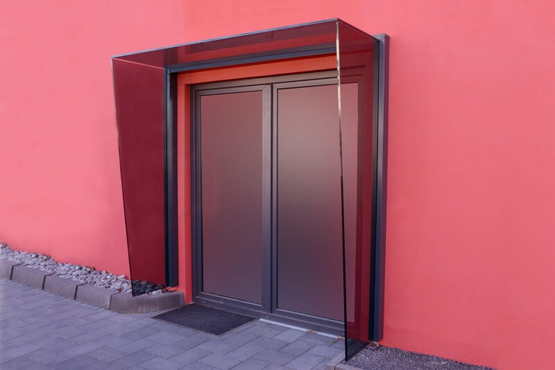 Glasvordächer mit Seitenteil schräg