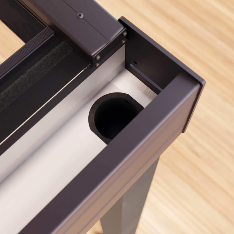 Innenliegendes PVC-Fallrohr als Regenablauf