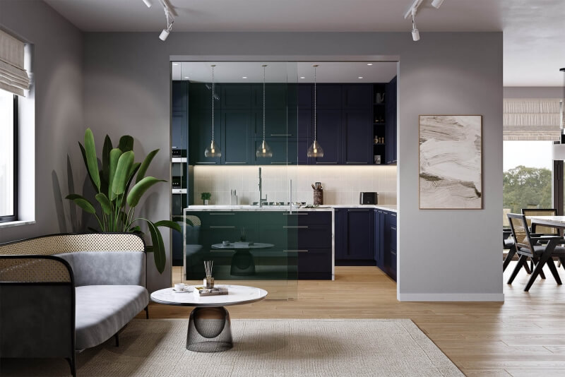 Küchenbereich mit Glastrennwand und geöffneten Türen