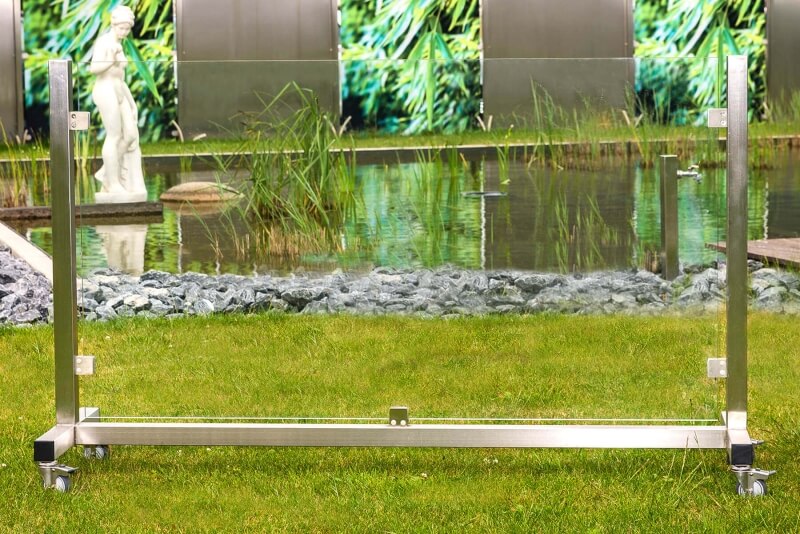 Mobiler Wind- und Sichtschutz aus Glas individuell nach Maß für ihren Garten Terrasse oder Balkon