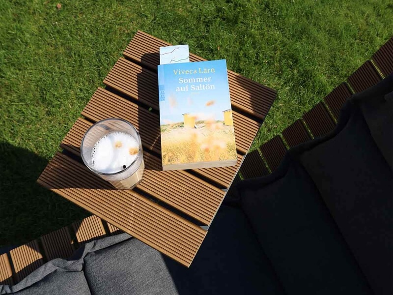 Passender Beistelltisch der Gartenliege VIDA VENTI