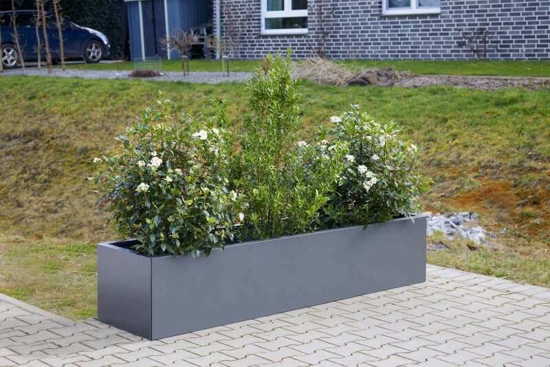 Truhenbank für den Garten zum bepflanzen