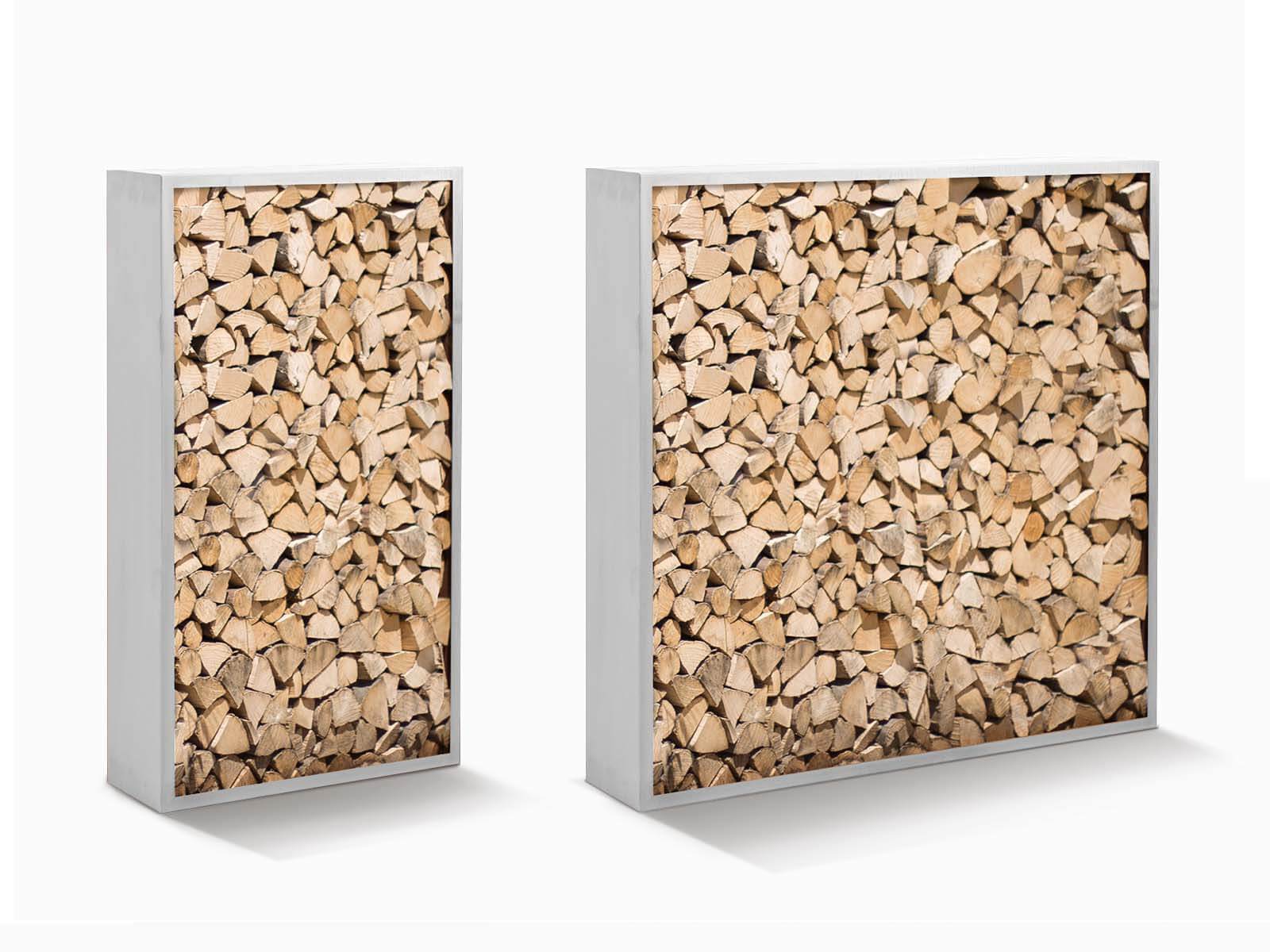 Kaminholzregale aus Edelstahl in zwei verschiedenen Größen